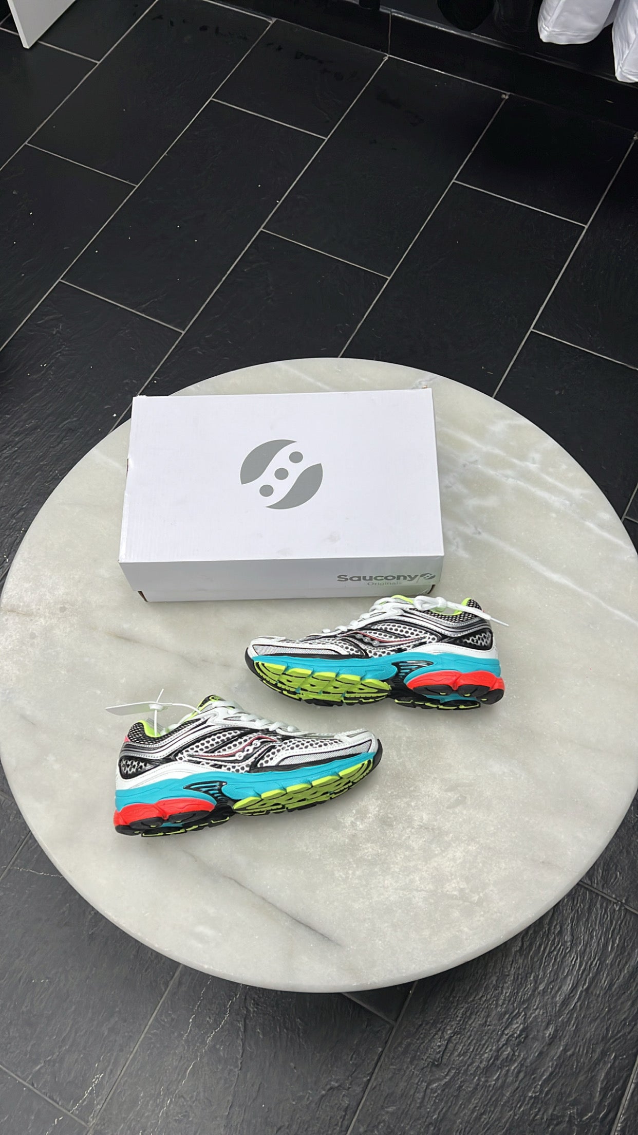 Saucony couleur tropicale